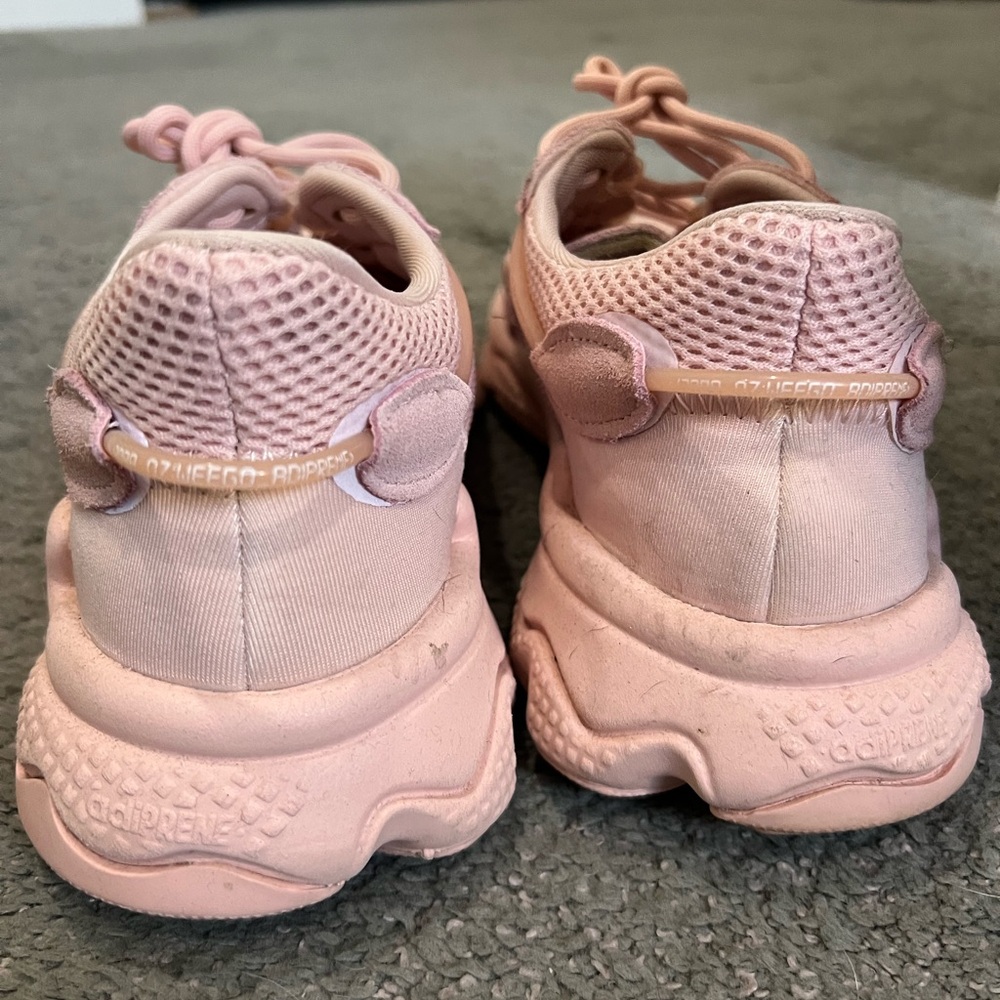 Adidas womens sneakers - Picture 2 of 6